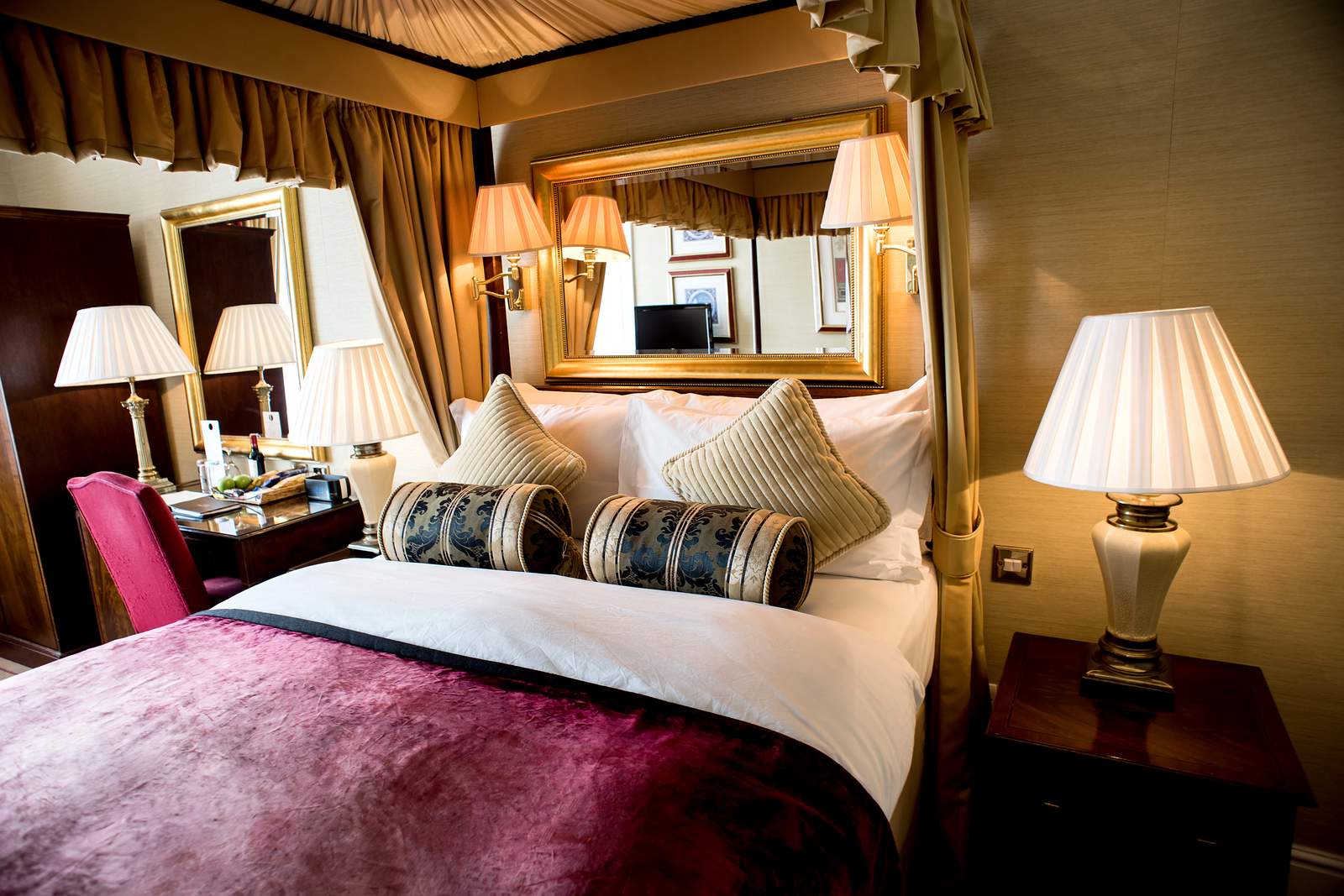 bedroom decoration