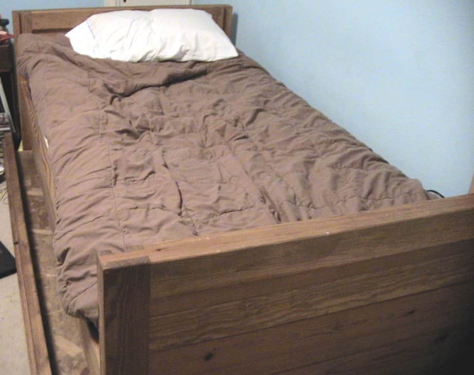 trundle bed