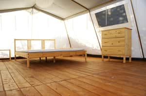 platform bed