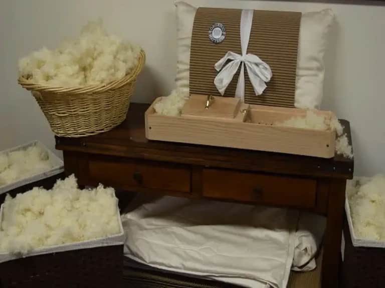 Adjustable Wool Pillow image
