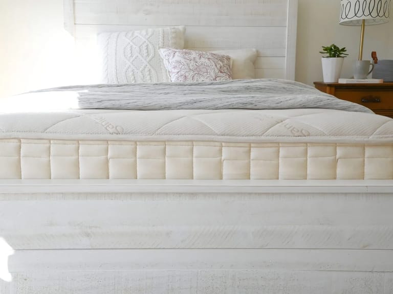 Naturepedic Serenade Hybrid Mattress image
