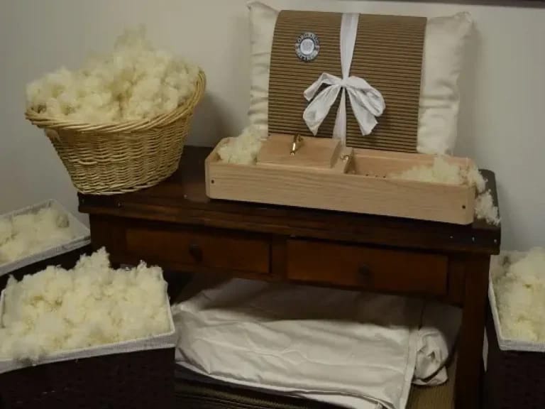 Adjustable Wool Pillow image